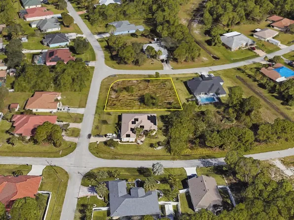 5820 NW Chesboro Terrace, Port St Lucie, FL 34986