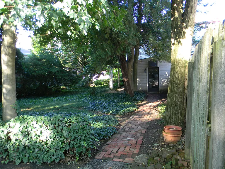 311 N High St — Photo 68