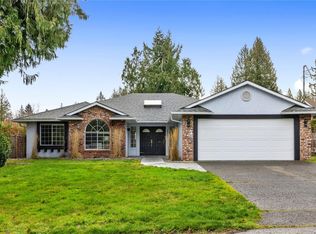 1062 Pekin Pl, Qualicum Beach, BC V9K 1E3