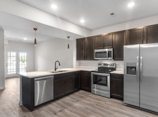 East Johnson Apartments, Clarksville, TN 37040