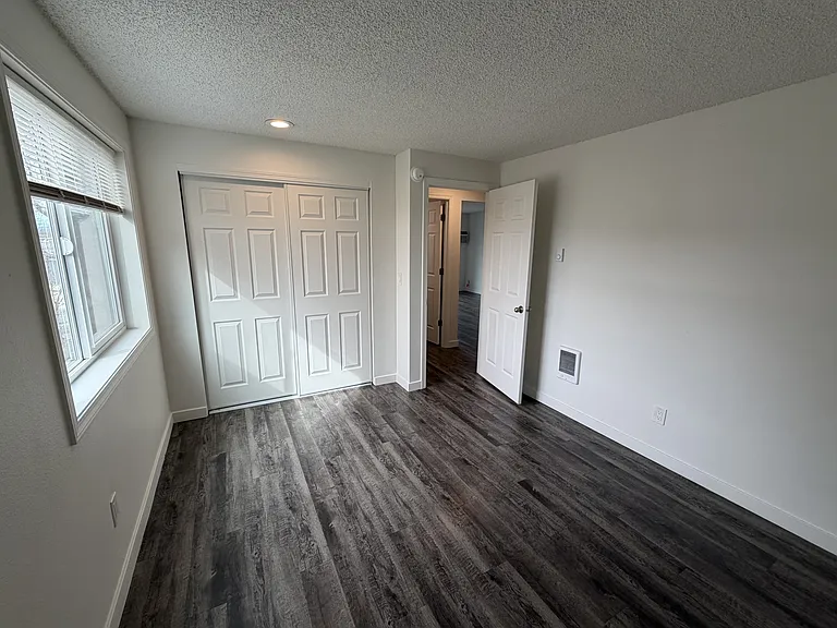 1622 W 7th Ave #103 — Photo 6