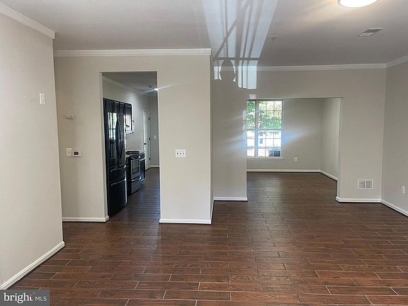2nd image of 45 Harbour Heights Dr