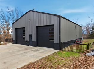 19475 Cotton Ln, Garfield, AR 72732