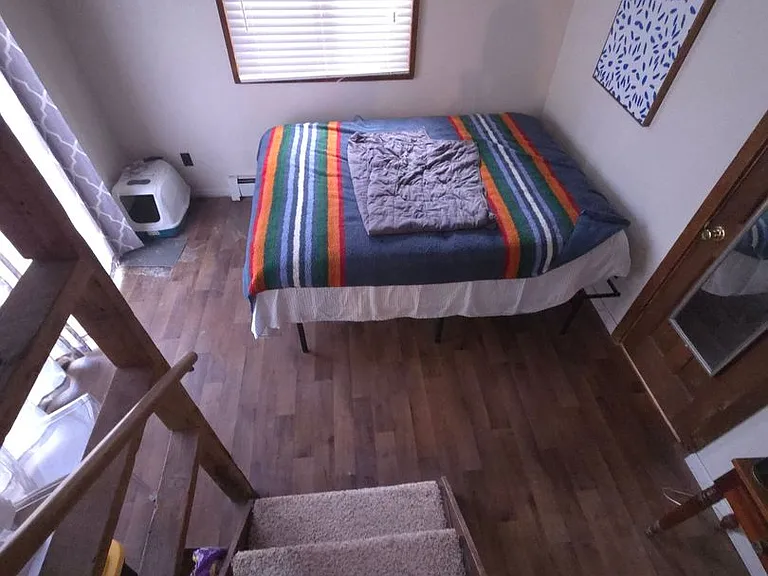 740 University Ave — Photo 12