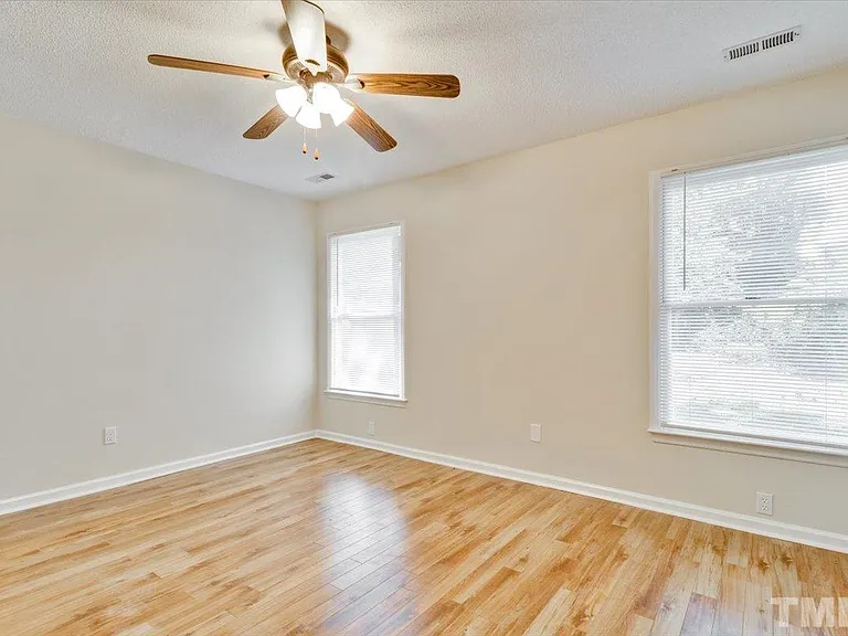 1512 Kempsey Cir — Photo 15