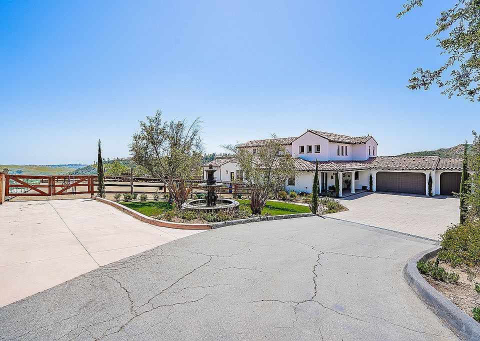 2nd image of 29102 Wood Canyon Rd