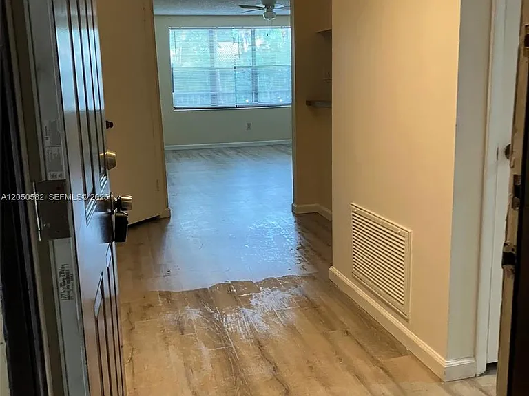4441 W McNab Rd #15 — Photo 2