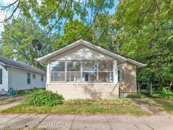 613 N Foster Ave, Lansing, MI 48912