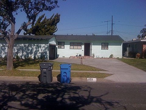 2nd image of 139 E 234th St