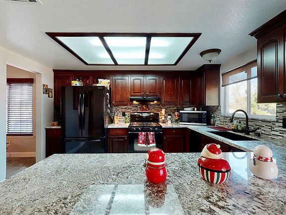 4th image of 14269 Woodland Dr
