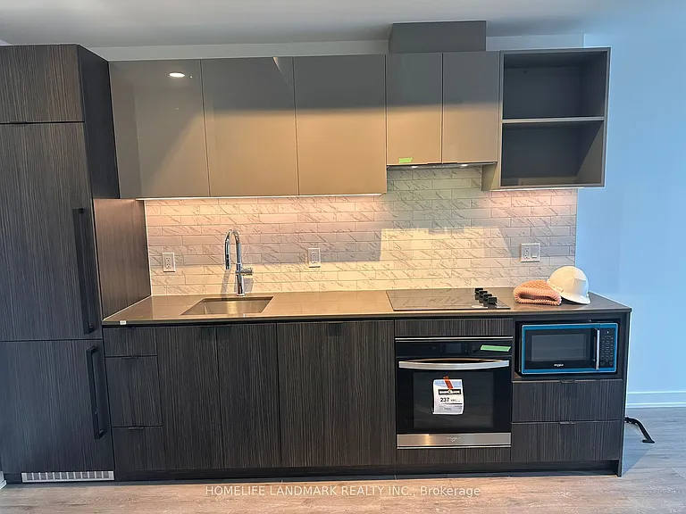 252 Church St #3116 — Photo 6
