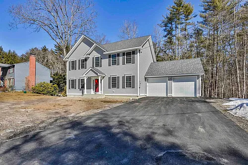 22 Reeds Ferry Way Photo 1