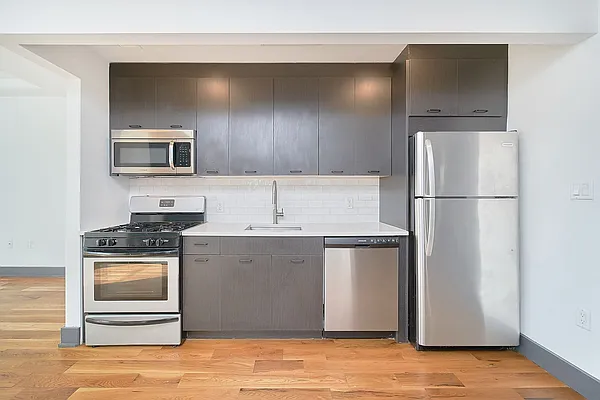 Rented by Living New York | media 15