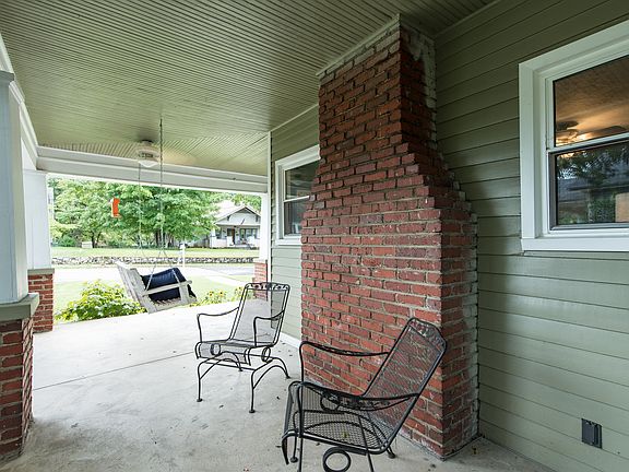 4th image of 141 Hillcrest Dr