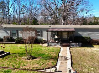 102 Casey Valley Ln, Woodruff, SC 29388