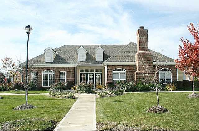 2nd image of 7776 Essex Gate Dr