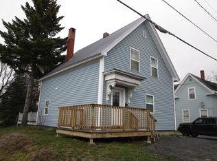 13 Roberts St, Caribou, ME 04736