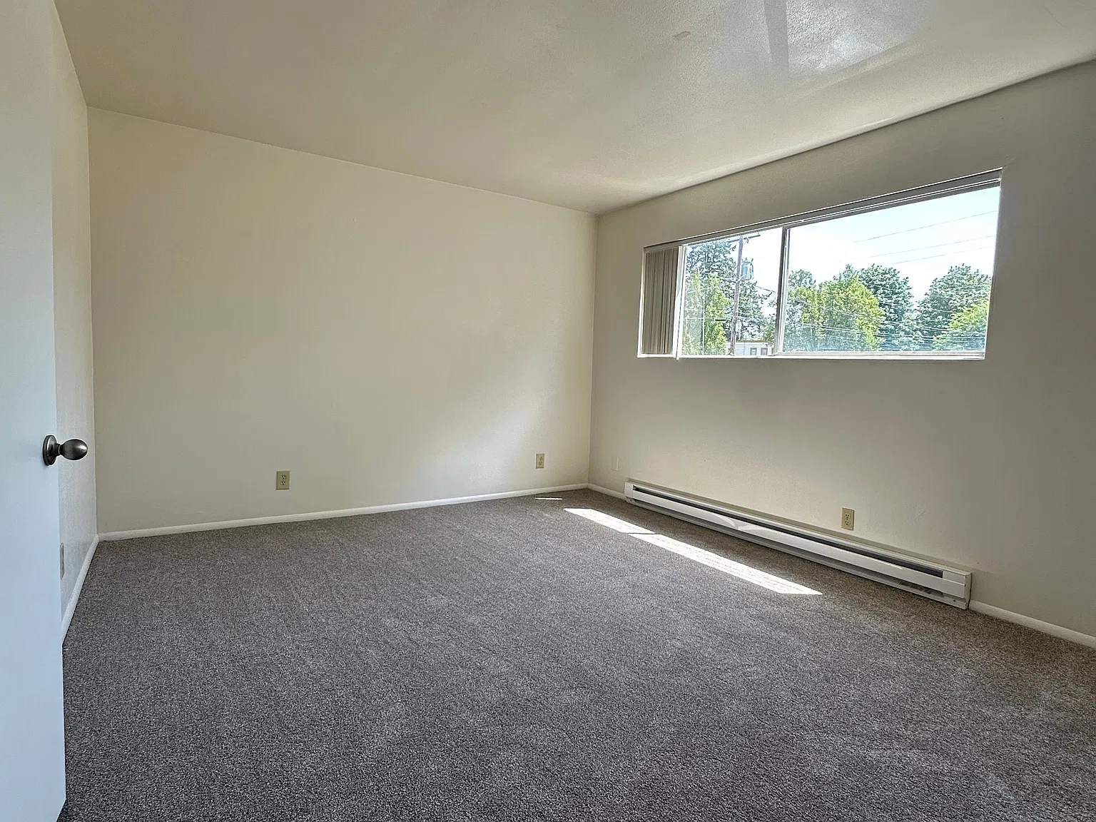 1 bed, 625 sqft, $1,100 — Photo 3