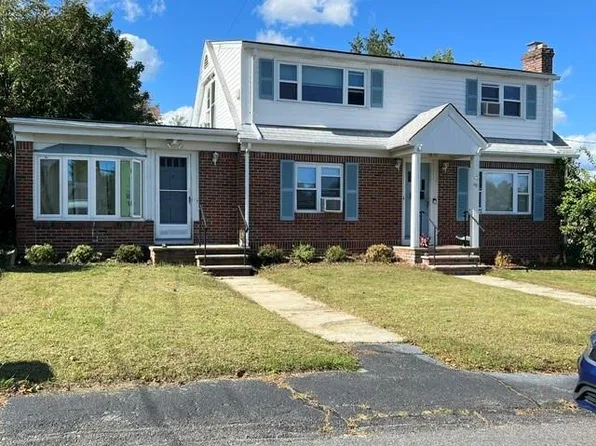 49 Tiffany St, Cranston, RI 02920