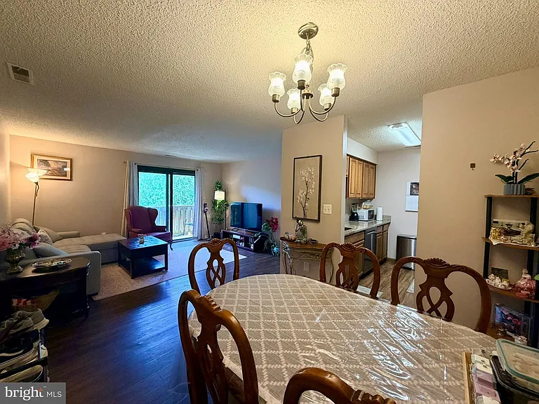 5215 Ravens Crest Dr — Photo 3