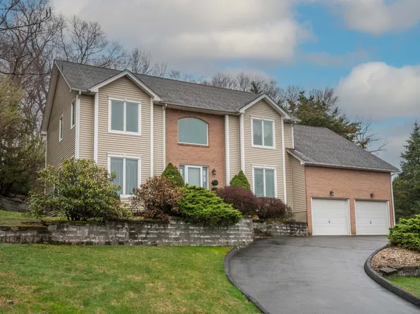 20 Fox Hill Drive, Rocky Hill, CT 06067