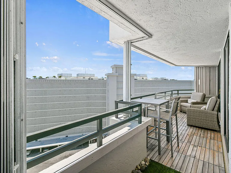 3560 S Ocean Blvd #907 — Photo 23