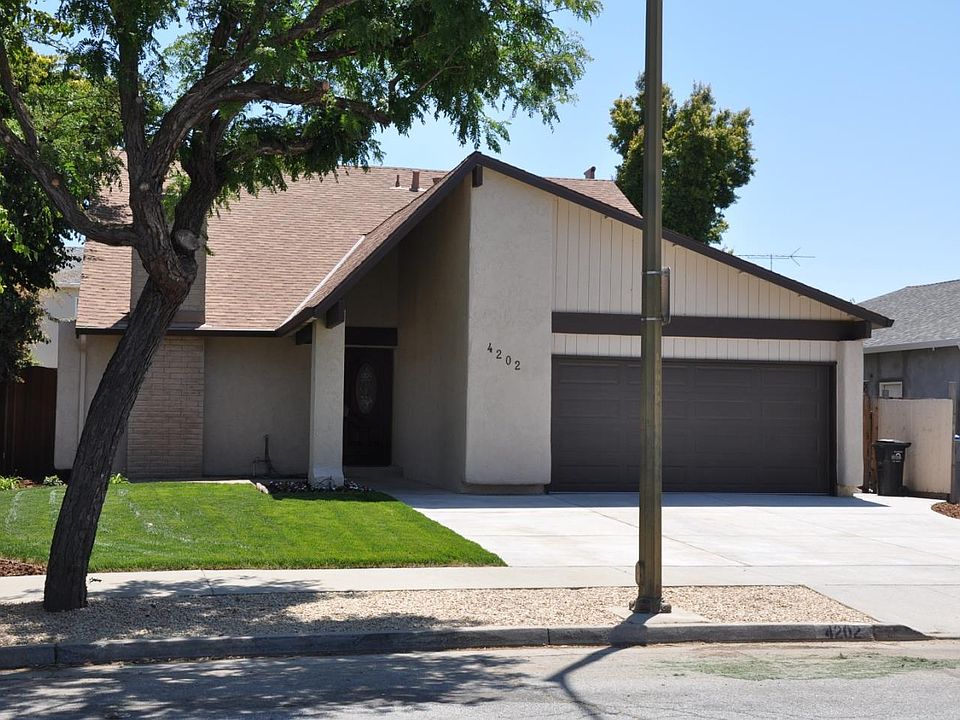 1st image of 4202 Arpeggio Ave