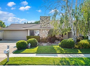 1091 Stanford Dr, Simi Valley, CA 93065
