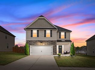 1077 Black Oak Cir, Clarksville, TN 37042