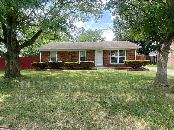 2nd image of 3745 Niagara Dr