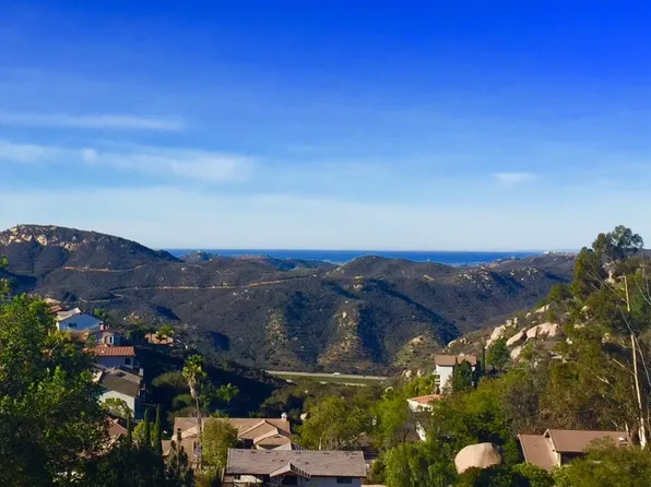 28430 Wimbleton Ln, Escondido, CA 92026