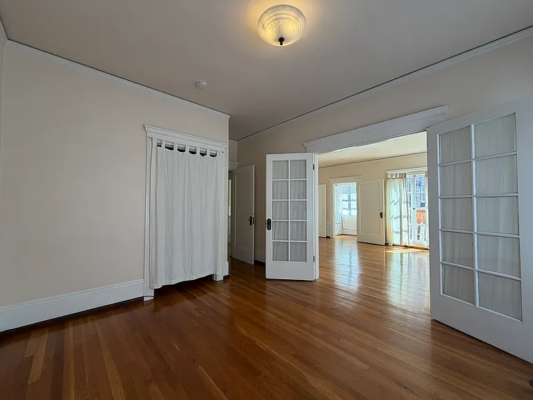 2726 Dwight Way — Photo 11