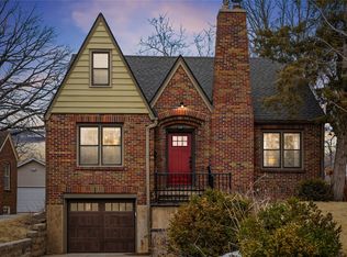 2207 39th St, Des Moines, IA 50310