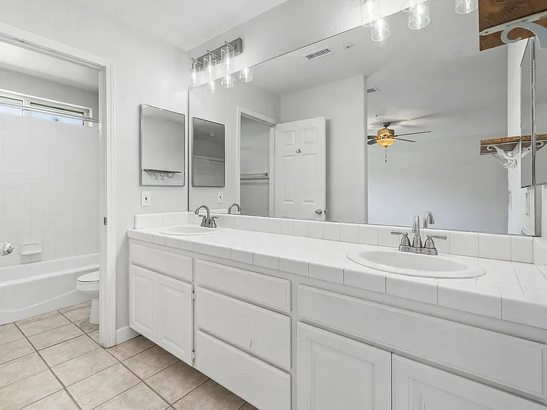 4423 Avocado Blvd — Photo 16