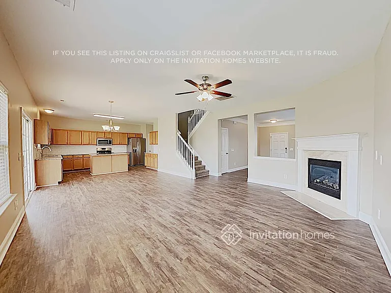 15217 Superior St — Photo 5