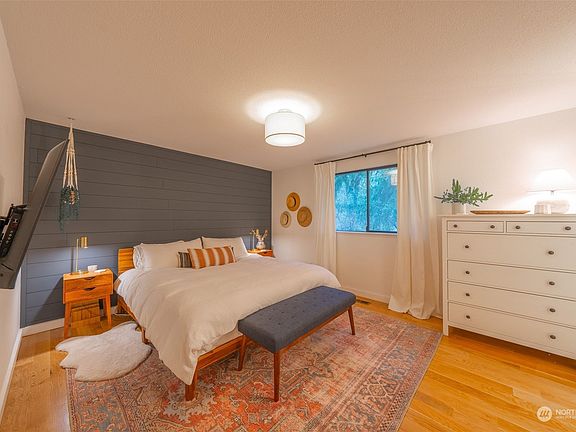 5th image of 3806 75th Avenue Ct NW