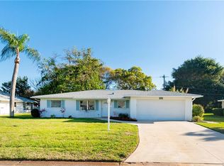 351 Parkview Dr, Venice, FL 34293