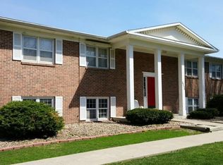 2226-2234 68th St #601114CBF, Windsor Heights, IA 50324