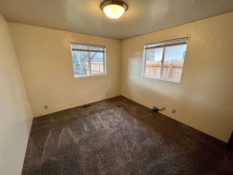 834 Olympic Ave — Photo 19