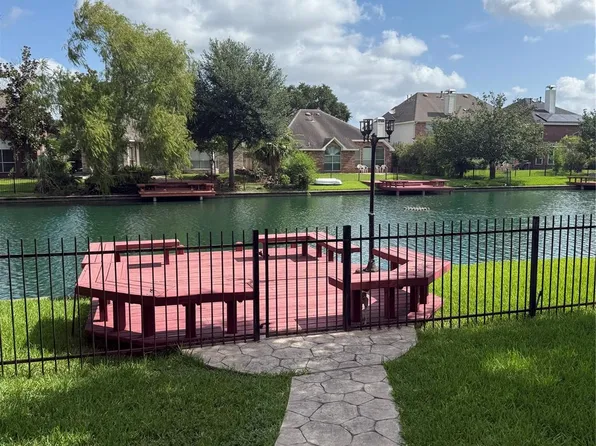 11902 Miramar Shores Dr, Houston, TX 77065