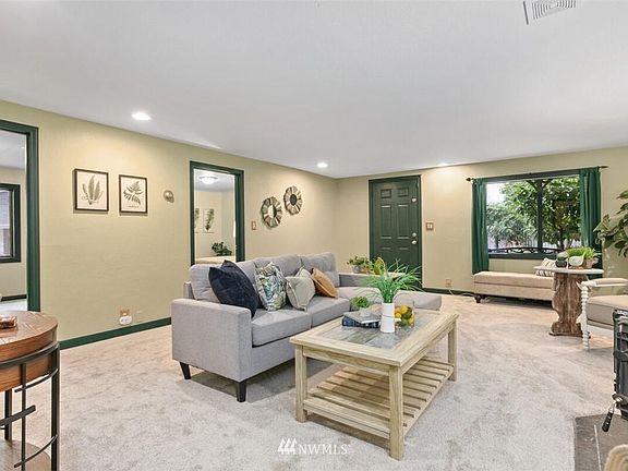 5th image of 20829 Cypress Way