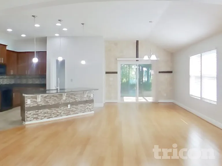 8919 Weston Living Way — Photo 5