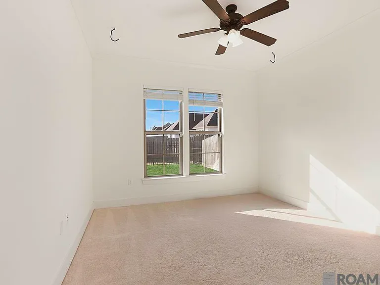 10422 Belle Isle Ln — Photo 15