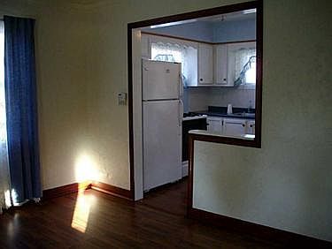 3rd image of 2636 Chestnut St