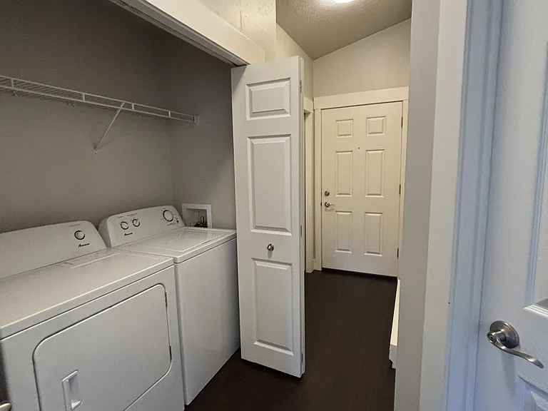 1725 S 3rd St W #105 — Photo 6