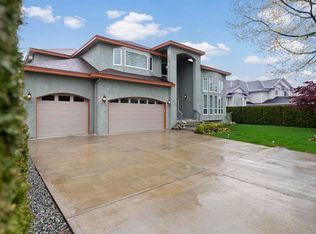 14330 82nd Ave, Surrey, BC