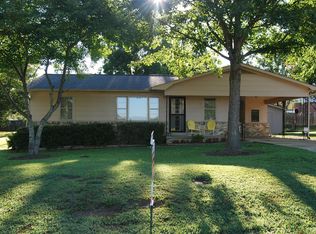 1304 Hall Dr, Ripley, MS 38663