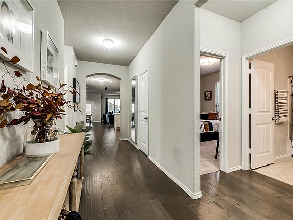 5th image of 10505 Hartley Ln