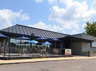 685 Marion Blvd, Marion, IA 52302