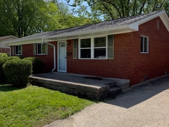 1449 Biloxi Ln, Beech Grove, IN 46107